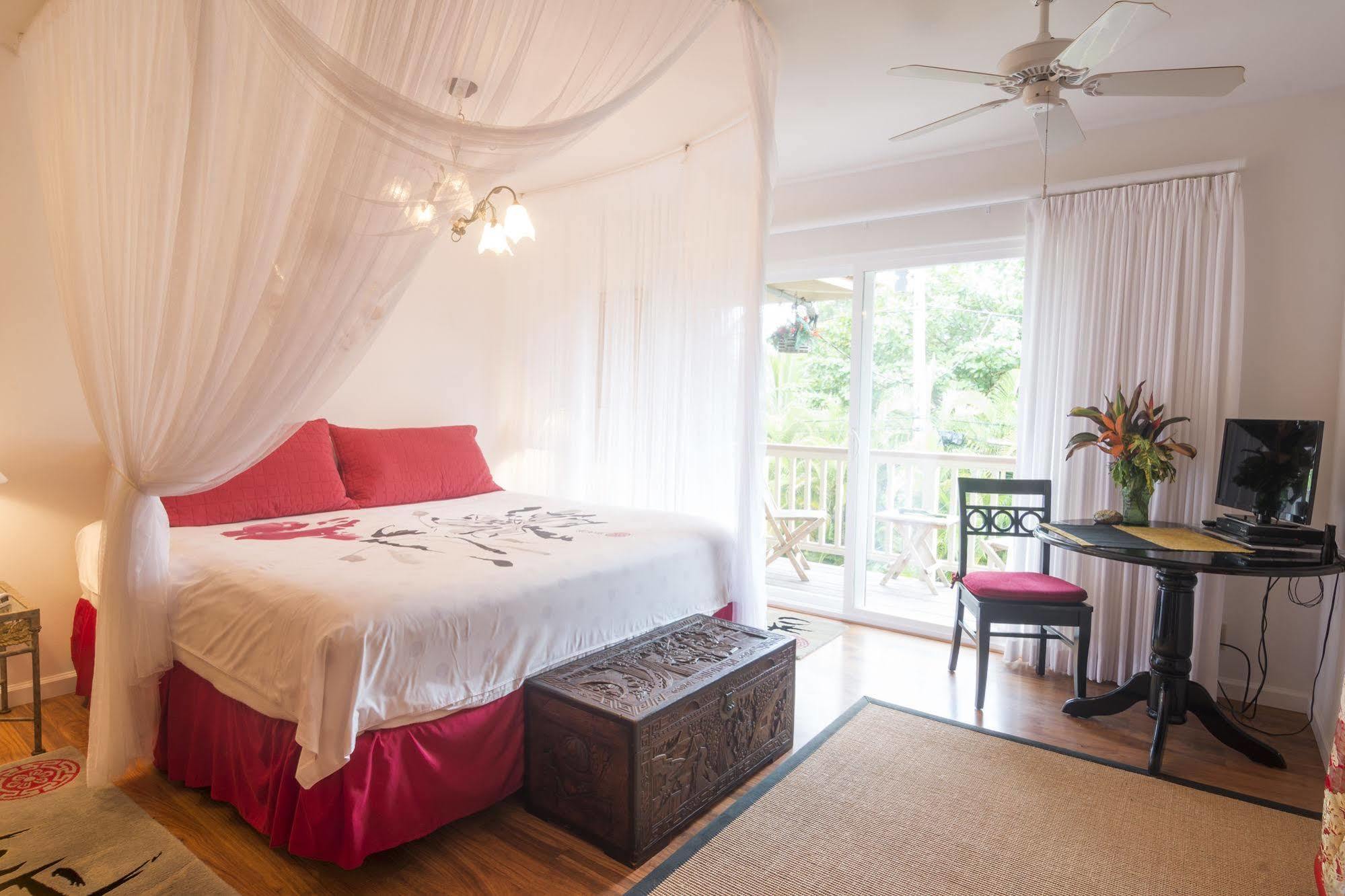 Hale Ho'O Maha Bed And Breakfast Hanalei Εξωτερικό φωτογραφία